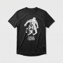 Camiseta Dry Fit Evangélica A Batalha é do Senhor — Coroa de Vida - preta