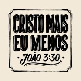 Camiseta evangélica Cristo Mais, Eu Menos — Coroa de Vida - detalhe da estampa