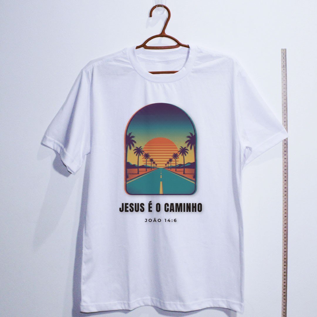 Camiseta evangélica Jesus é o Caminho — Coroa de Vida - branca