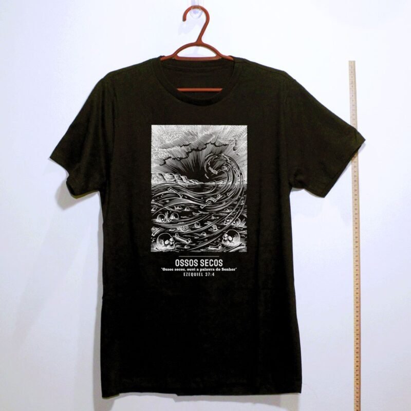 Camiseta evangélica Vale dos Ossos Secos — Coroa de Vida - preta